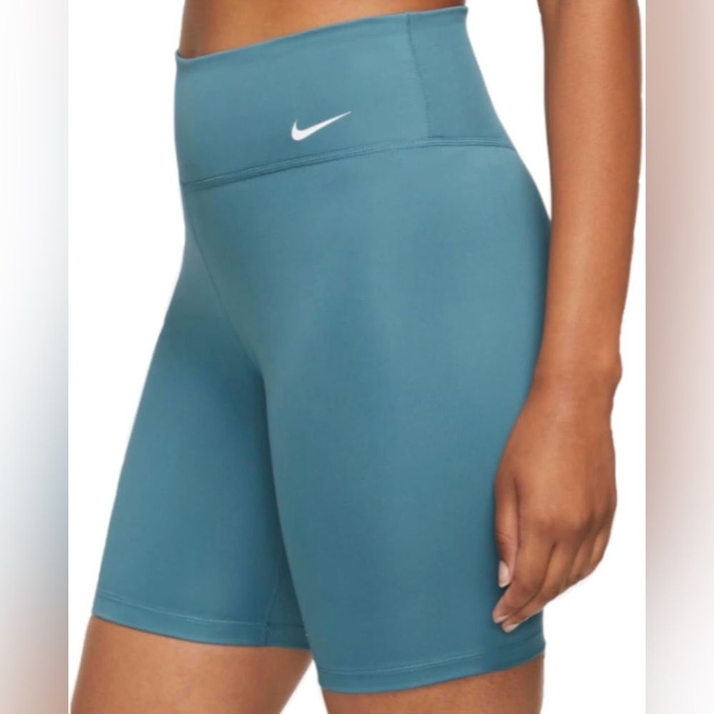 Nike One Training Biker Shorts NWT